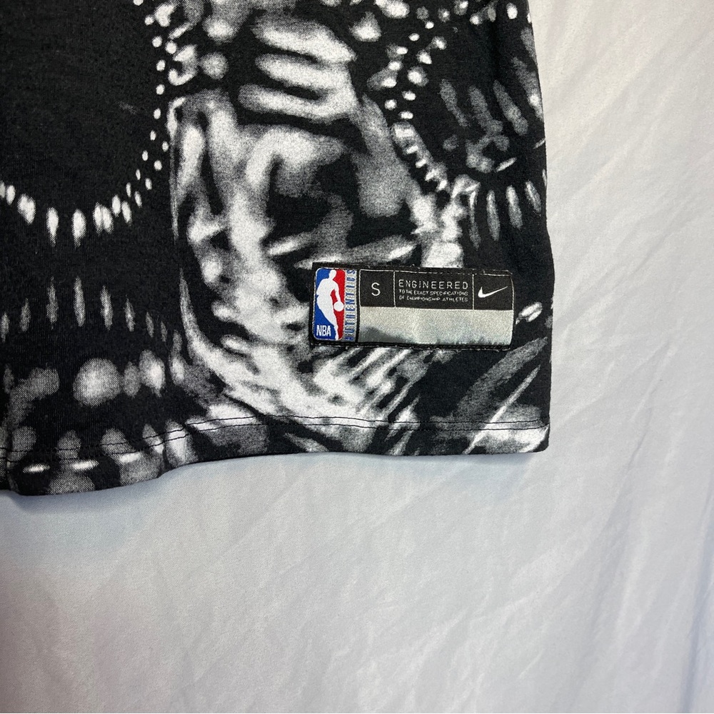 The Nike Tee “I Have a Dream” Shirt - Picture 3 of 7